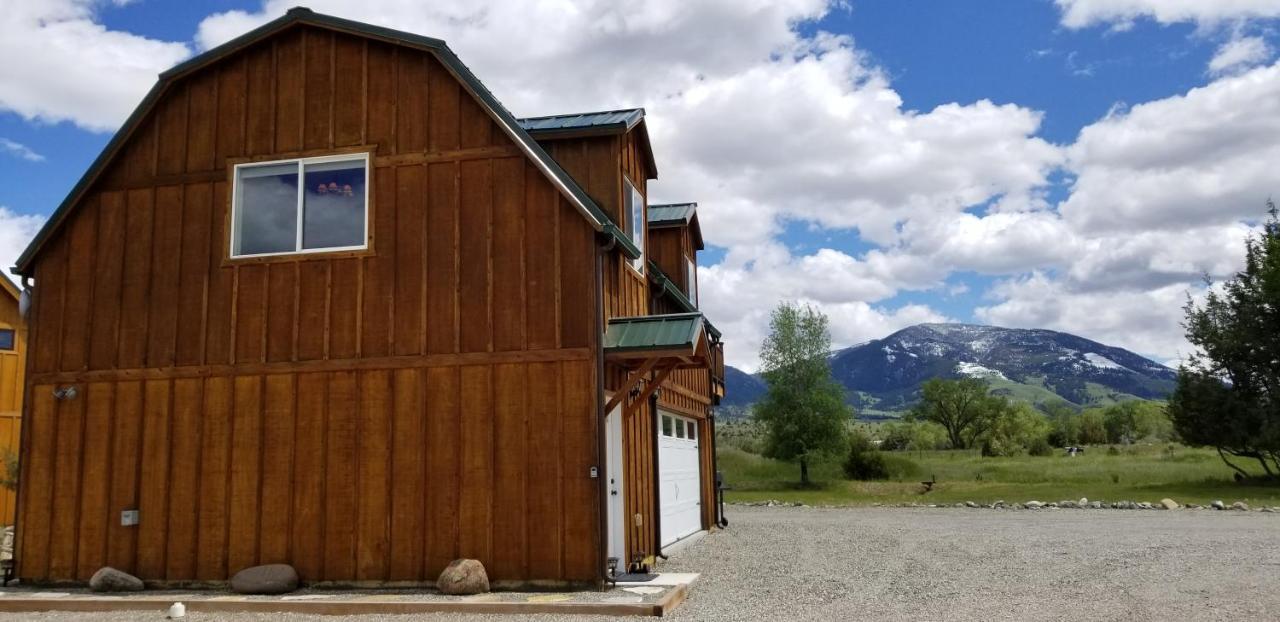Montana Yellowstone River Retreat リビングストン エクステリア 写真
