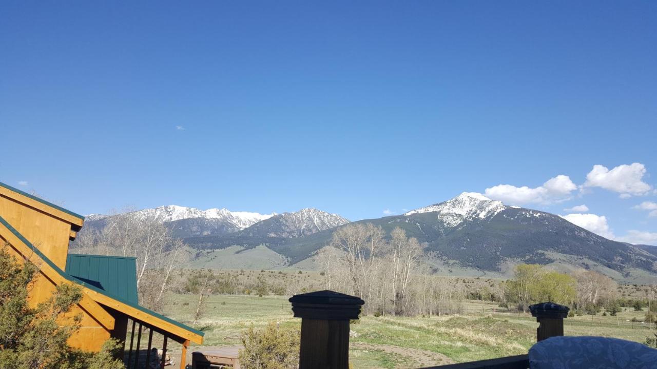 Montana Yellowstone River Retreat リビングストン エクステリア 写真